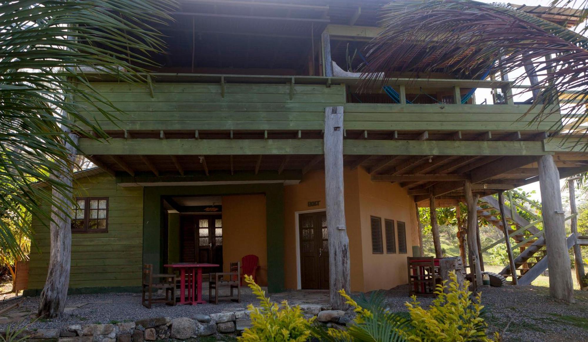 Strawberry Fields Together Robins Bay Exterior photo